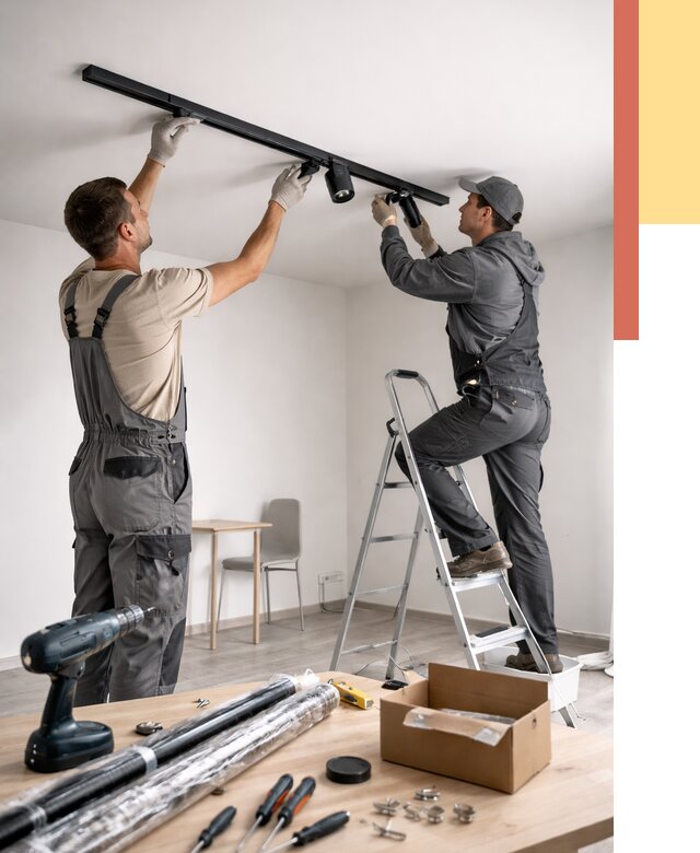 Установка трековых светильников в натяжной потолок в Сосногорске от 4333 руб. | ОТДЕЛОЧНИК-Сно